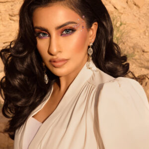 أدوركريستال رمادي