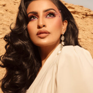 أدور كريستال بندقي